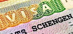 В Европу — по отпечаткам пальцев