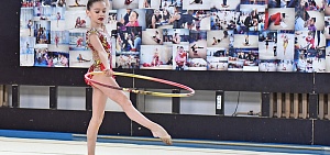 Спортивный праздник для юных гимнасток «Твой дебют» состоялся в Ярославле Спортивный праздник для юных гимнасток «Твой дебют» состоялся в Ярославле