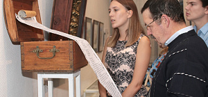 В Ярославль приехали сказочные ларчики из Ростова