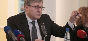 На Волковском фестивале в Ярославле замминистра культуры вручил медаль № 1