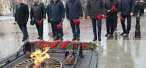 В Ярославле прошли мероприятия памяти Неизвестного солдата В Ярославле прошли мероприятия памяти Неизвестного солдата