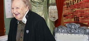Актрисе Волковского театра исполняется 100 лет