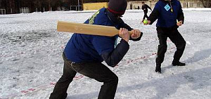 На «Шиннике» в лапту играли
