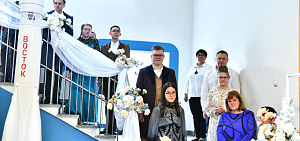 Для первого «Менделеевского класса» ярославской школы № 32 прозвучал последний звонок