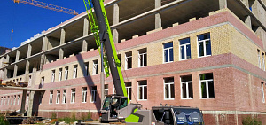 Работы по строительству школы на Московском проспекте Ярославля выполнены на 54 процента