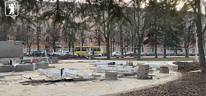 Монтаж городской Доски почета начали в ярославском парке Мира