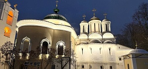 Два памятника на территории Ярославского музея-заповедника украсила архитектурная подсветка