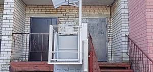 В восьми округах Ярославской области в 2026 году установят пандусы в жилых домах