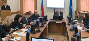 Мэр Ярославля поручил оштрафовать собственников жилья, которые не следят за очисткой кровли