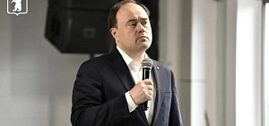 В Ярославле проведут ямочный ремонт на 27 участках дорог — мэр Артем Молчанов на встрече с сотрудниками предприятий