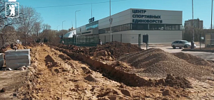 Начали обустраивать подходы к спортивным объектам на улице Панина Ярославля
