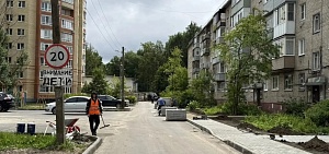 Во дворах Ярославской области обновят асфальт, освещение и детские площадки